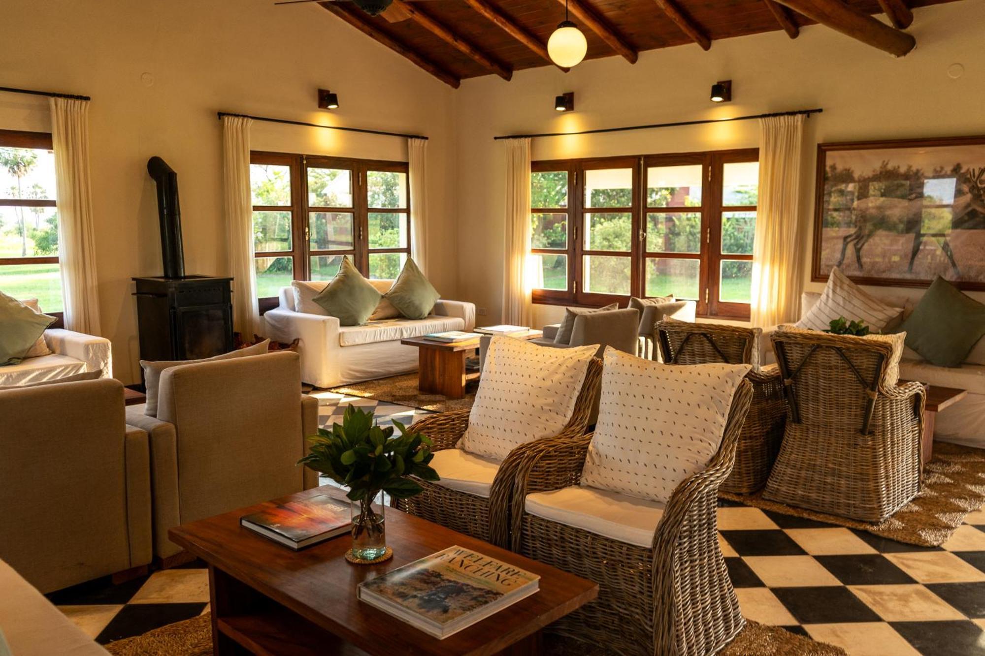 Estancia Iberá Colonia Carlos Pellegrini  Exterior foto